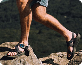Men's Slippers & Sandals