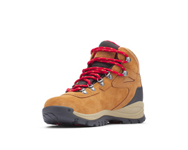 Columbia® Women's Newton Ridge™ Plus Waterproof Wide Amped Hiking Boot - Elk/Mountain Red