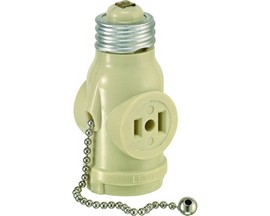 Leviton® Plastic Medium Base Lamp holder w/Outlet & Pull Chain 1 pk