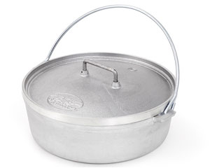 GSI Outdoors 10" Aluminum Dutch Oven